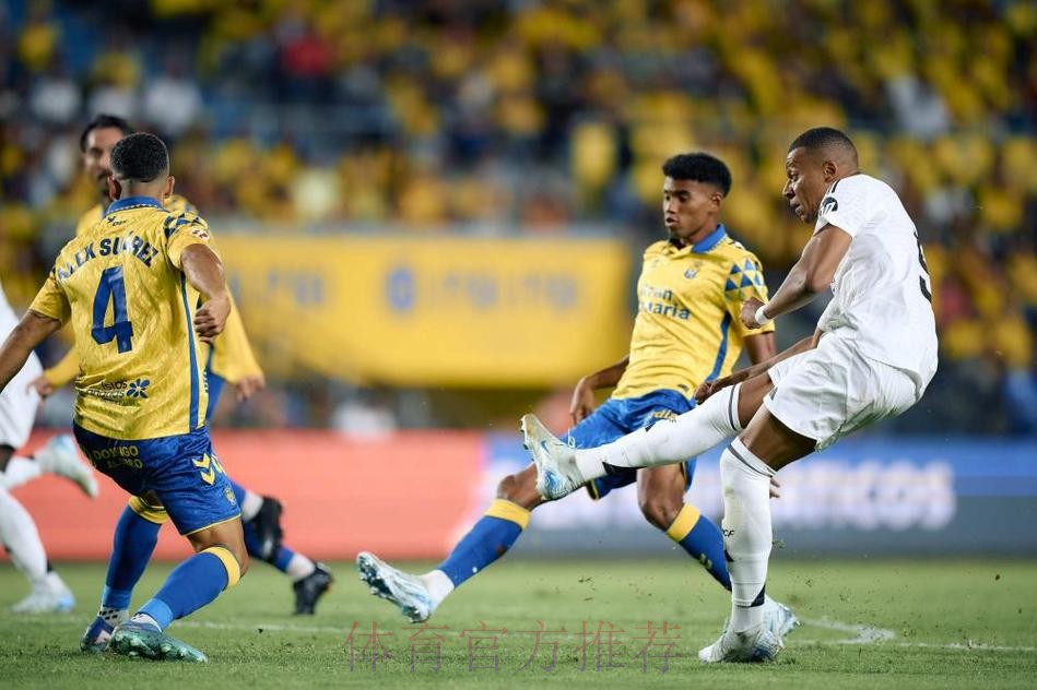 维尼修斯成近13年连续4场西甲破门最年轻皇马球员